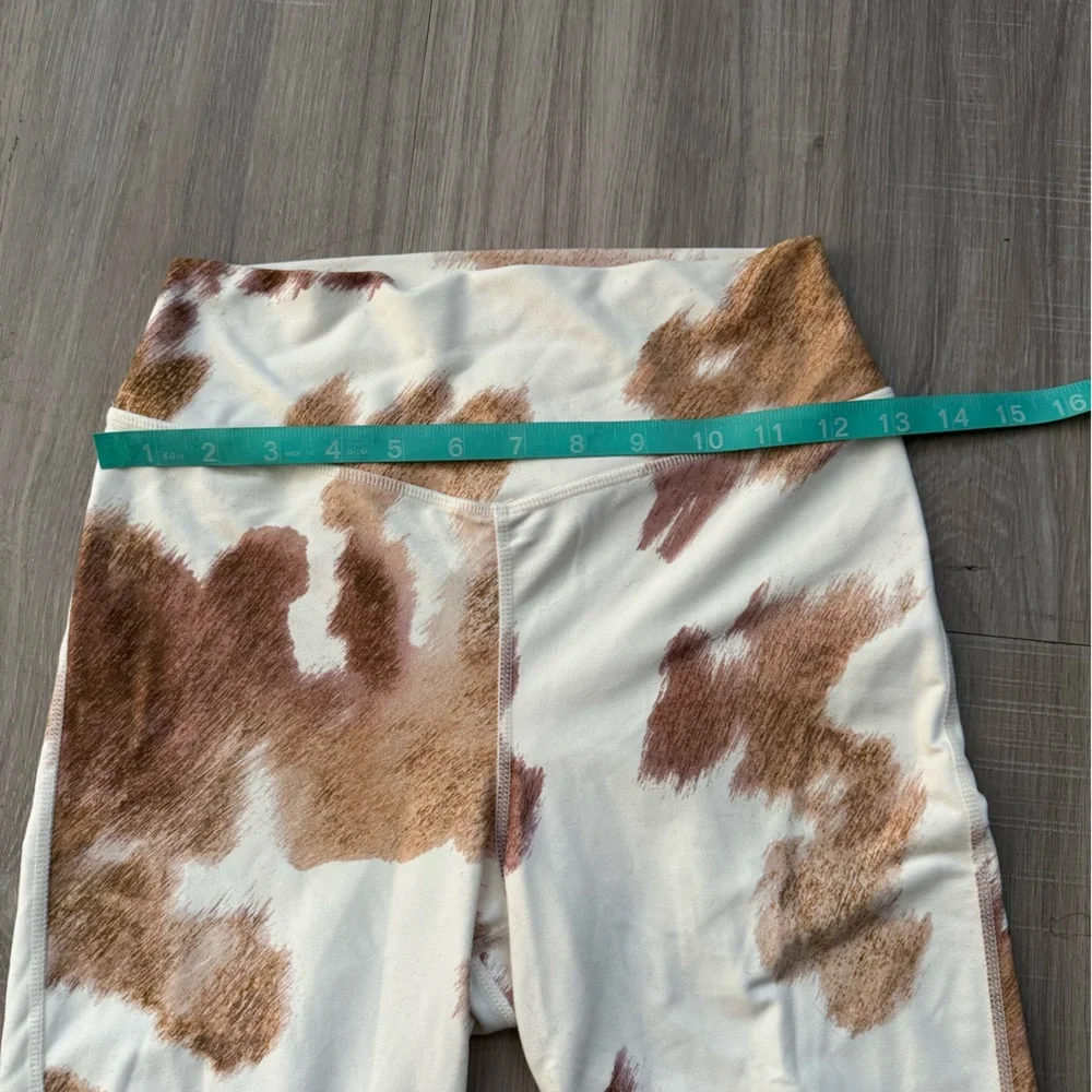 WeWoreWhat Brown and White Patterned Leggings - Picture 5 of 9